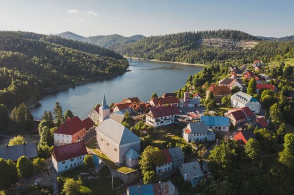Jezero-Bajer-Fužine-2-1 visit gorski kotar