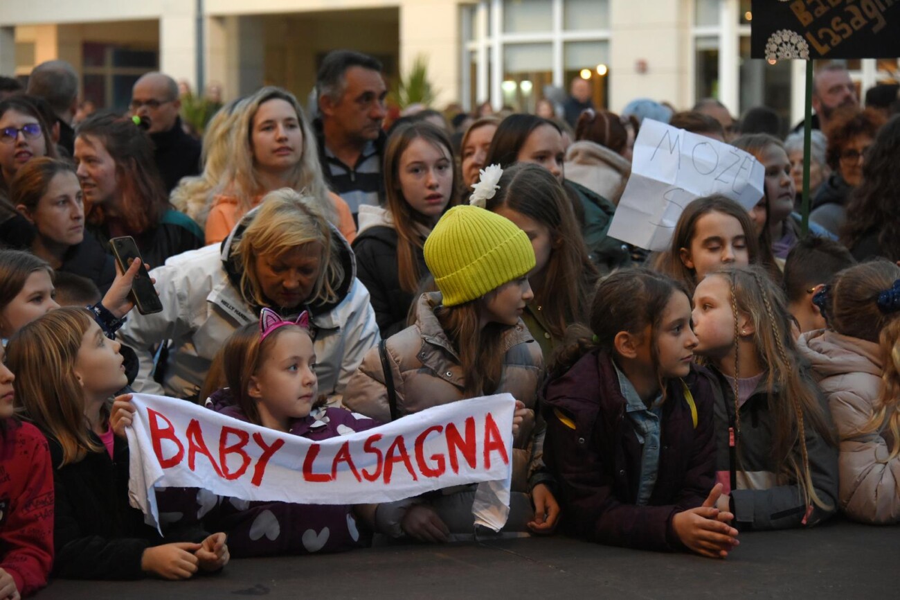 Umag: Doček Marka Purišića poznatog kao Baby Lasagna Umag: Doček Marka Purišića poznatog kao Baby Lasagna