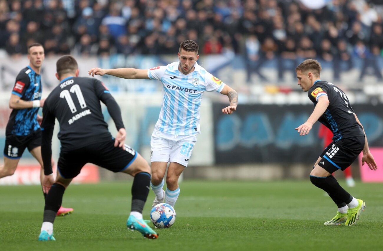 Rijeka i Varaždin sastali se u 25. kolu SuperSport HNL-a Rijeka i Varaždin sastali se u 25. kolu SuperSport HNL-a