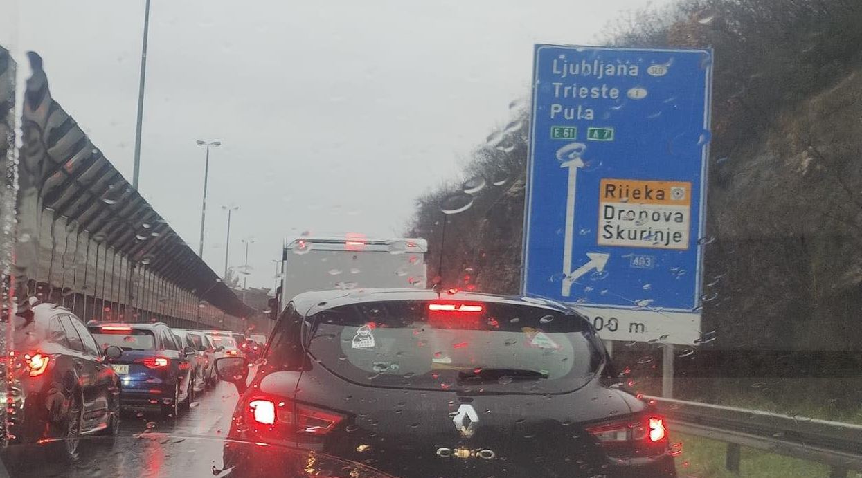 nesreća obilaznica 090324 nesreća obilaznica 090324