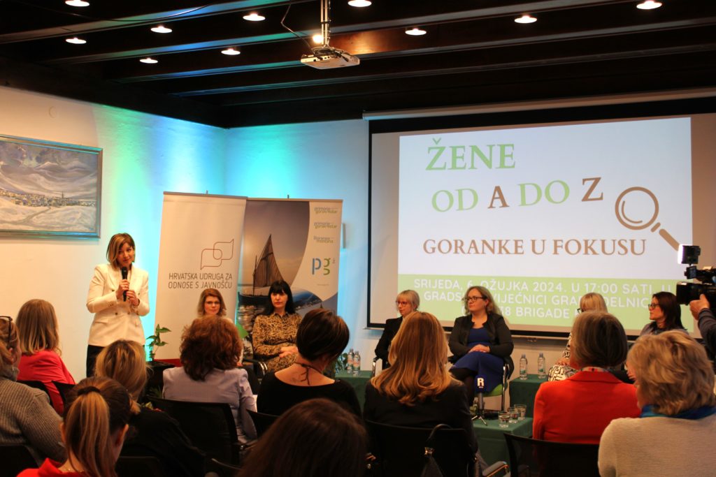 panel zene (5) panel zene (5)