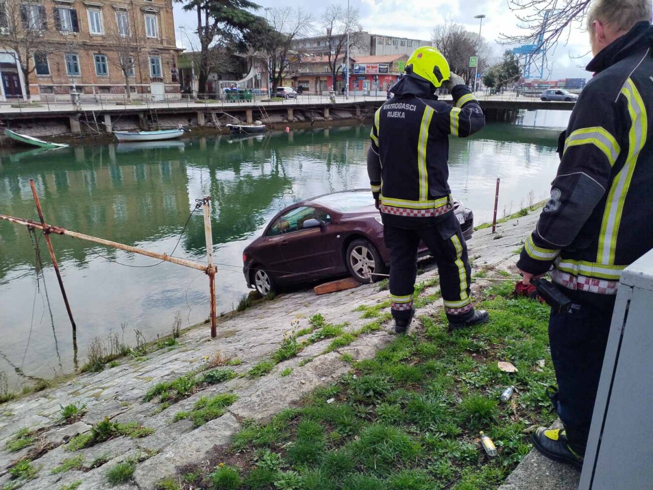 riječina auto 1 riječina auto 1
