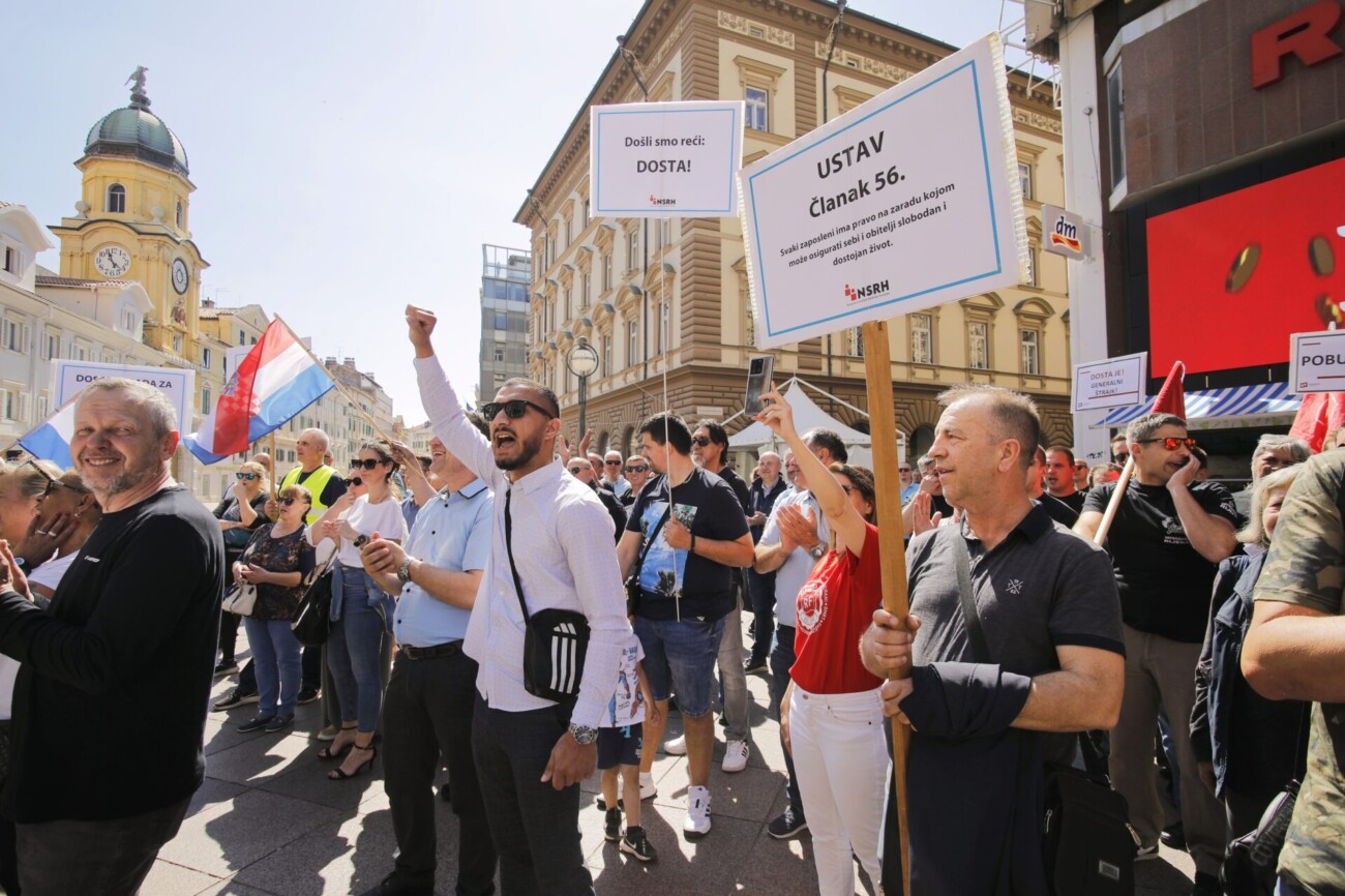 Rijeka prosvijed