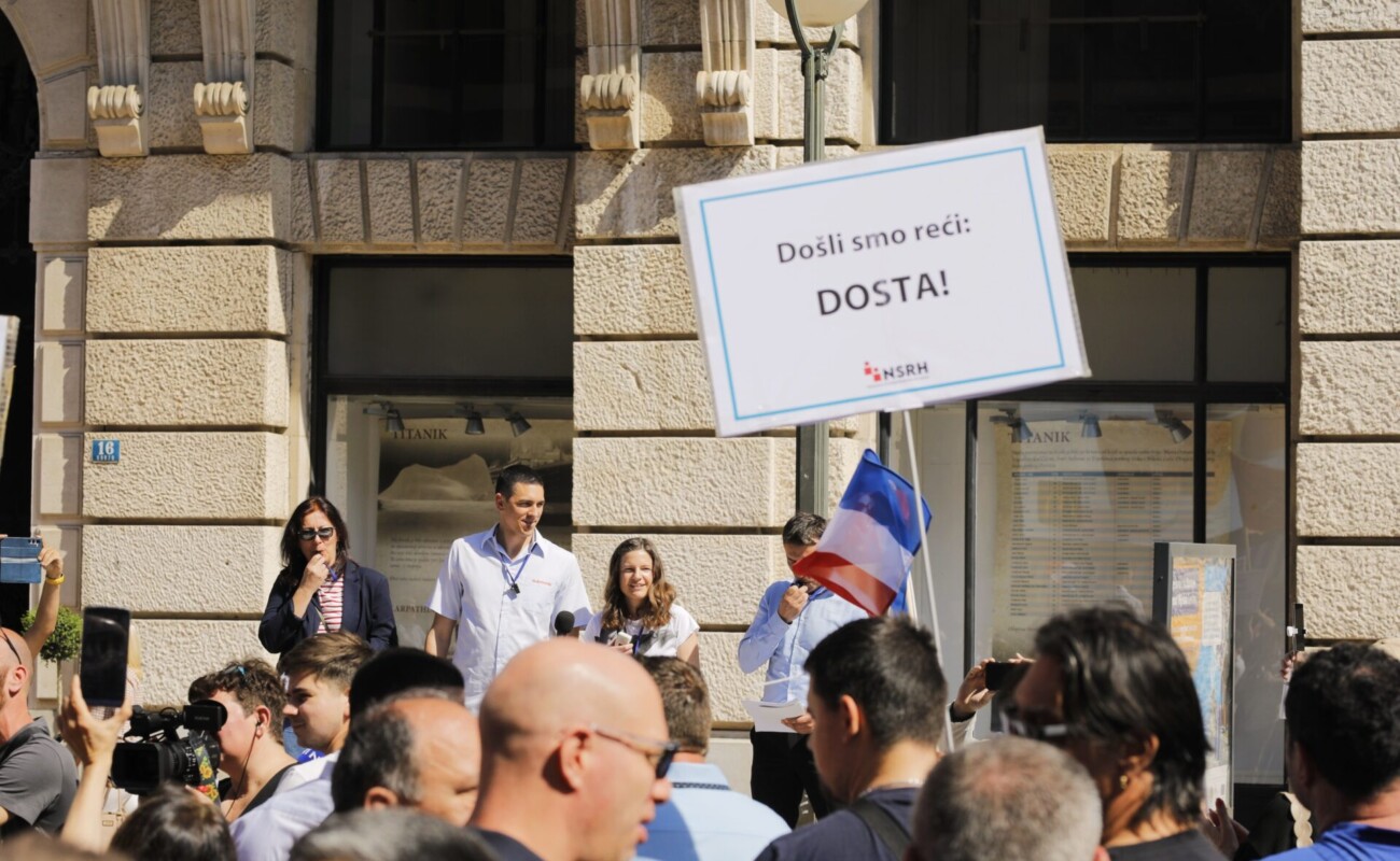 Rijeka prosvijed