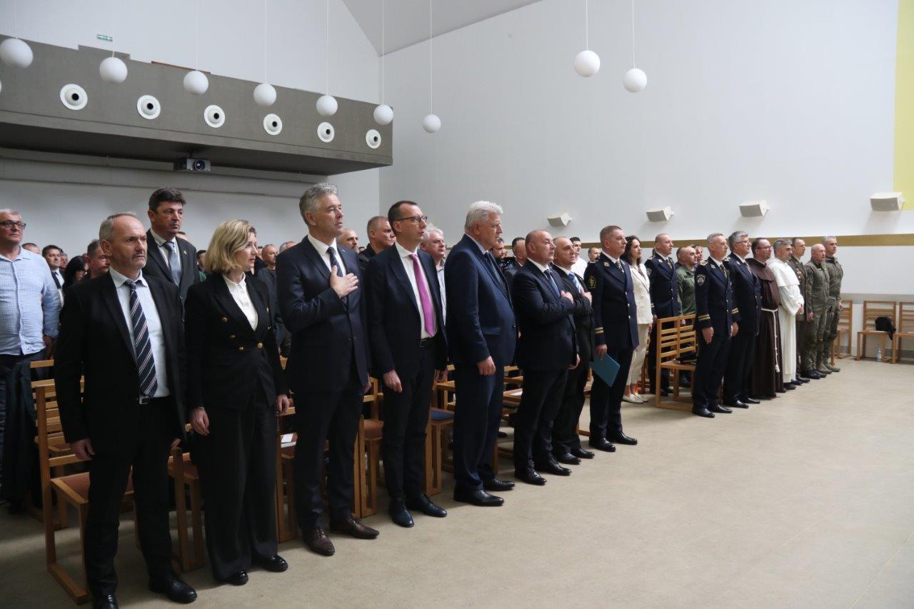 Obilježavanje-33.-obljetnice-osnivanja-Specijalne-jedinice-policije-Rijeka-„Ajkula“-i-20.-god-29