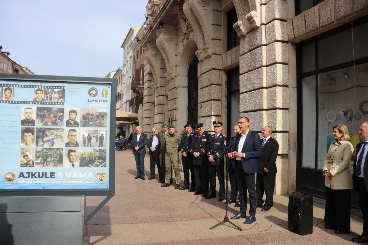 Obilježavanje-33.-obljetnice-osnivanja-Specijalne-jedinice-policije-Rijeka-„Ajkula“-i-20.-god-5