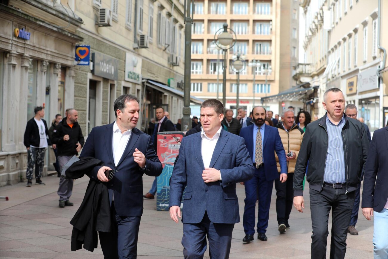 Rijeka: Predstavljanje kandidata HDZ-a i koalicijskih partnera za VIII. izbornu jedinicu Rijeka: Predstavljanje kandidata HDZ-a i koalicijskih partnera za VIII. izbornu jedinicu