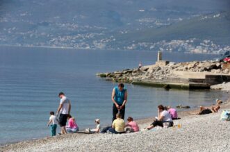 Rijeka: Mnogobrojni Rije?ani na plai Kantrida
