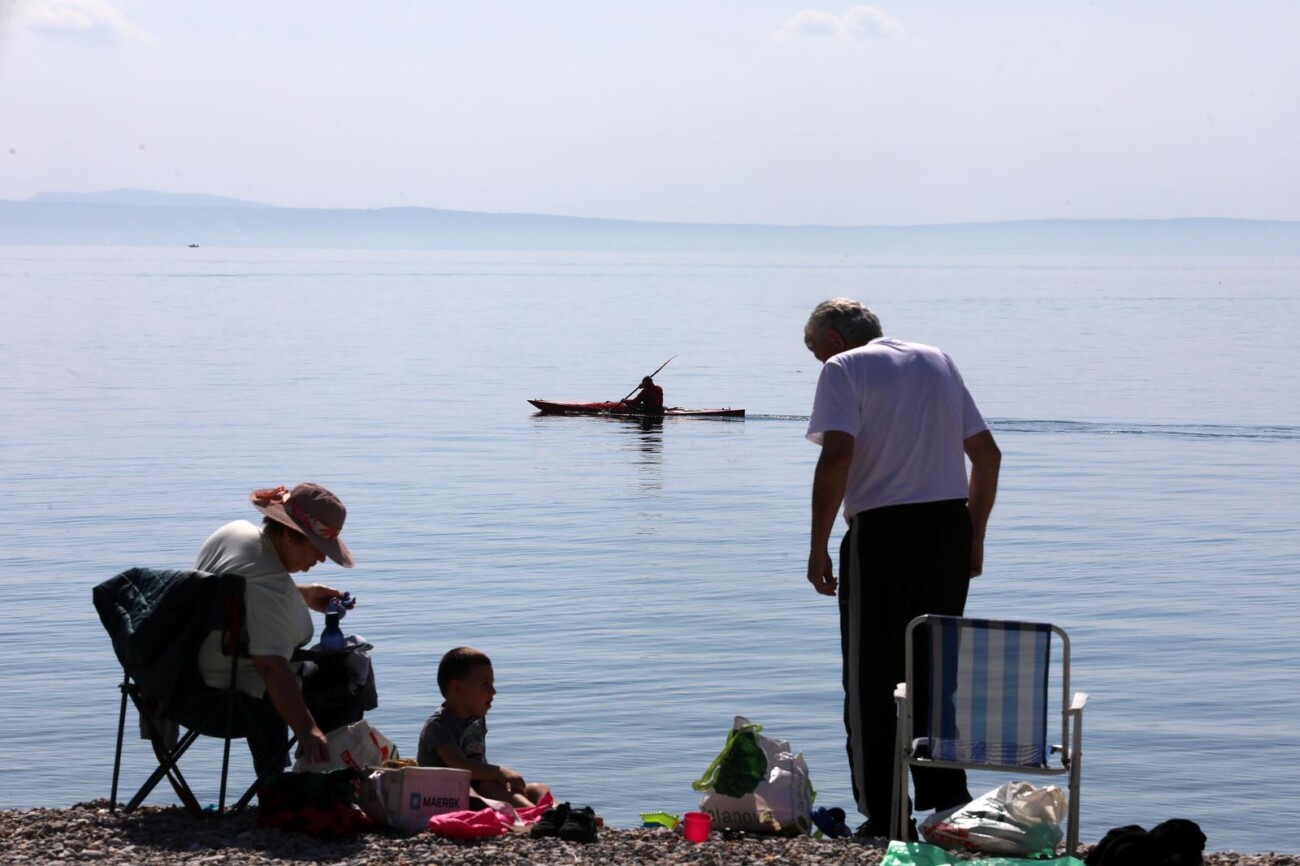 Rijeka: Mnogobrojni Riječani na plaži Kantrida