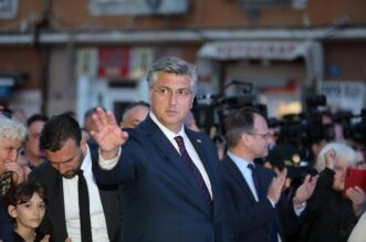 Rijeka: Premijer Plenković na predizbornom skupu HDZ-a i koalicijskih partnera Rijeka: Premijer Plenković na predizbornom skupu HDZ-a i koalicijskih partnera