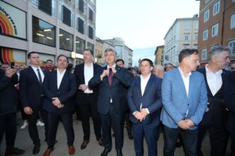 Rijeka: Premijer Plenković na predizbornom skupu HDZ-a i koalicijskih partnera Rijeka: Premijer Plenković na predizbornom skupu HDZ-a i koalicijskih partnera
