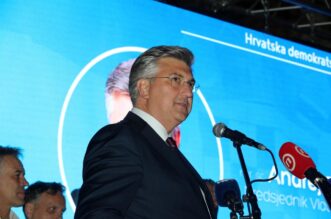 Rijeka: Premijer Plenkovi?? na predizbornom skupu HDZ-a i koalicijskih partnera Rijeka: Premijer Plenkovi?? na predizbornom skupu HDZ-a i koalicijskih partnera