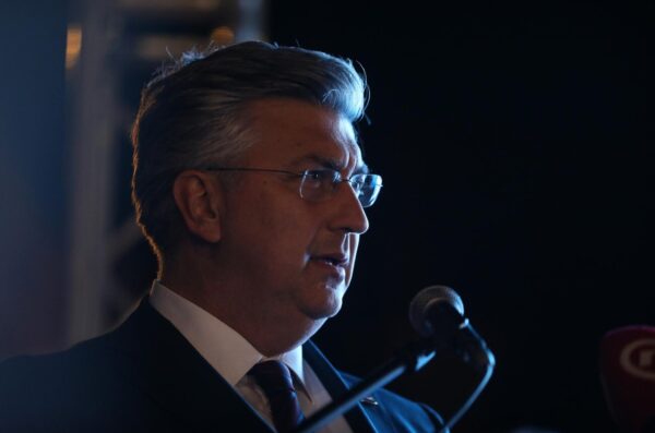 Rijeka: Premijer Plenkovi?? na predizbornom skupu HDZ-a i koalicijskih partnera Rijeka: Premijer Plenkovi?? na predizbornom skupu HDZ-a i koalicijskih partnera