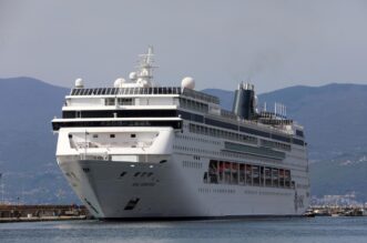 Rijeka: Kruzer MSC Armonia uplovio u riječku luku Rijeka: Kruzer MSC Armonia uplovio u riječku luku