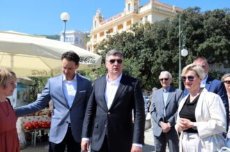 Opatija: Predsjednik Zoran Milanović u posjetu Opatiji Opatija: Predsjednik Zoran Milanović u posjetu Opatiji
