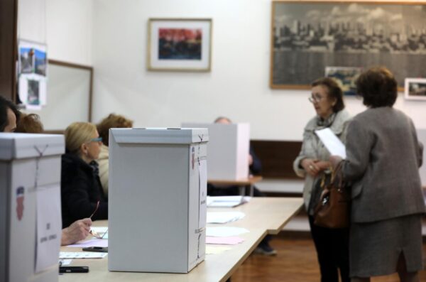 Rijeka: Građani izašli na parlamentarne izbore
