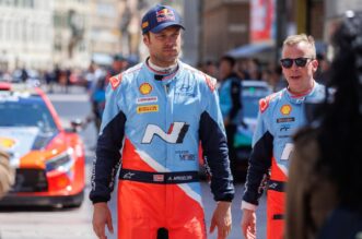 Rijeka: WRC automobili na Korzu izmedu 2 brzinca koja se voze na Platku Rijeka: WRC automobili na Korzu izmedu 2 brzinca koja se voze na Platku