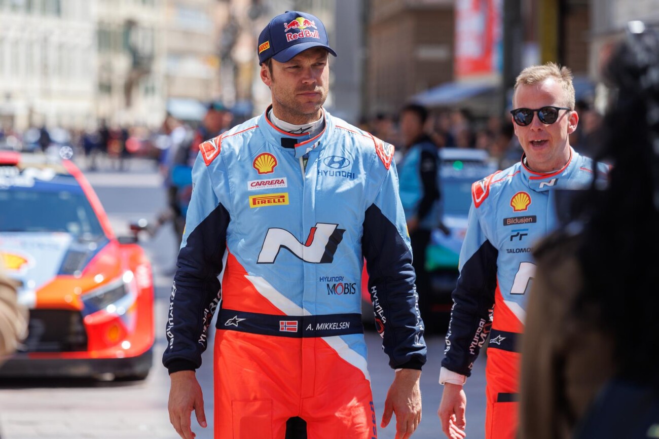 Rijeka: WRC automobili na Korzu izmedu 2 brzinca koja se voze na Platku Rijeka: WRC automobili na Korzu izmedu 2 brzinca koja se voze na Platku