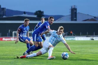 NK Lokomotiva i HNK Rijeka sastali se u 32. kolu SuperSport HNL-a NK Lokomotiva i HNK Rijeka sastali se u 32. kolu SuperSport HNL-a