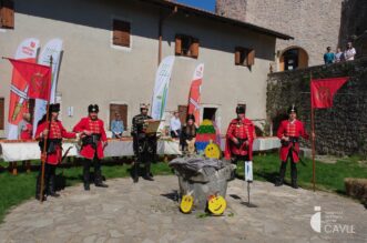 frankopanski uskrs u kasteli grobnik cavle (6) frankopanski uskrs u kasteli grobnik cavle (6)