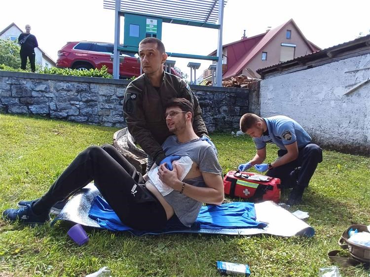 BM-prva pomoć (4) BM-prva pomoć (4)