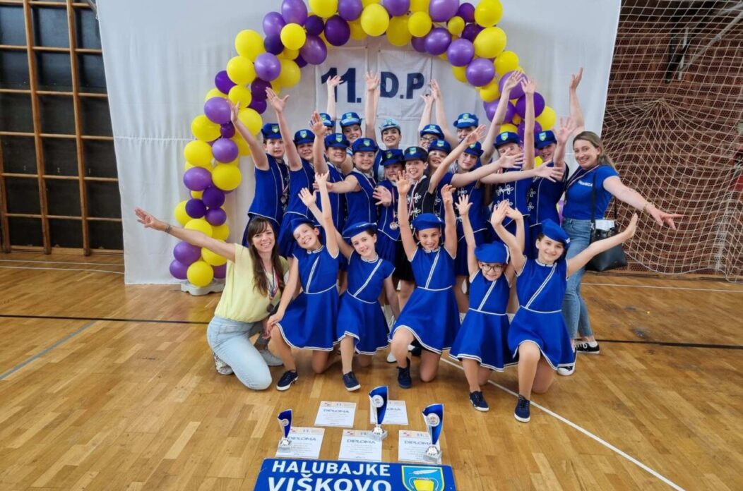 IMG-1b6065520062164b0f55cce36b99197c-V IMG-1b6065520062164b0f55cce36b99197c-V