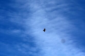 Bakar: Prelet vojnog aviona Rafale Bakar: Prelet vojnog aviona Rafale