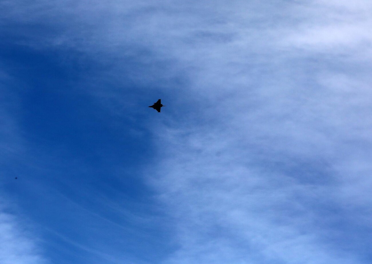 Bakar: Prelet vojnog aviona Rafale Bakar: Prelet vojnog aviona Rafale