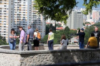 Rijeka: Mnogobrojni turisti posje?uju Trsatsku gradinu Rijeka: Mnogobrojni turisti posje?uju Trsatsku gradinu