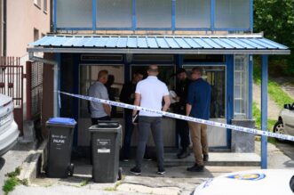 Zagreb: Sin ubio majku, očevid u tijeku Zagreb: Sin ubio majku, očevid u tijeku