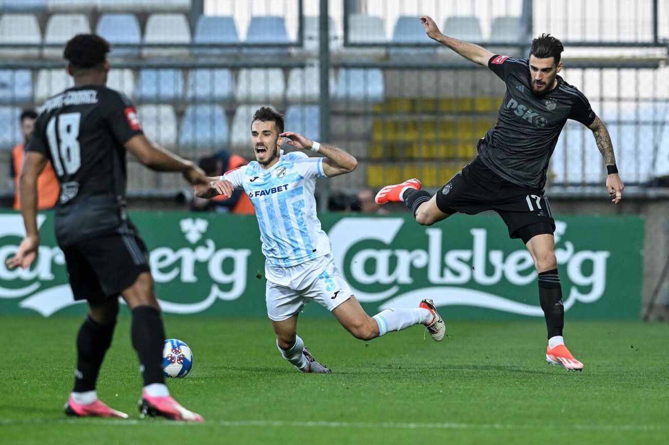 Rijeka i Dinamo sastali se u 33. kolu SuperSport HNL-a Rijeka i Dinamo sastali se u 33. kolu SuperSport HNL-a