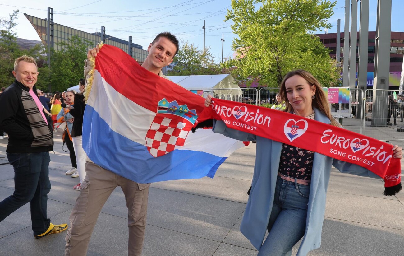 Malmo: Atmosfera ispred dvorane uoči prve polufinalne večeri Eurosonga Malmo: Atmosfera ispred dvorane uoči prve polufinalne večeri Eurosonga