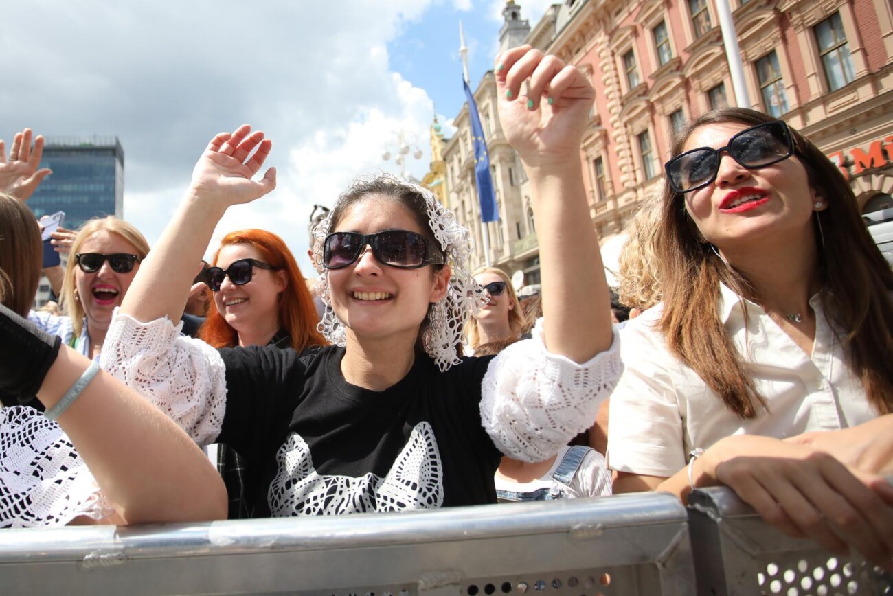 Zagreb: Trg je spreman za doček Babay Lasagne Zagreb: Trg je spreman za doček Babay Lasagne