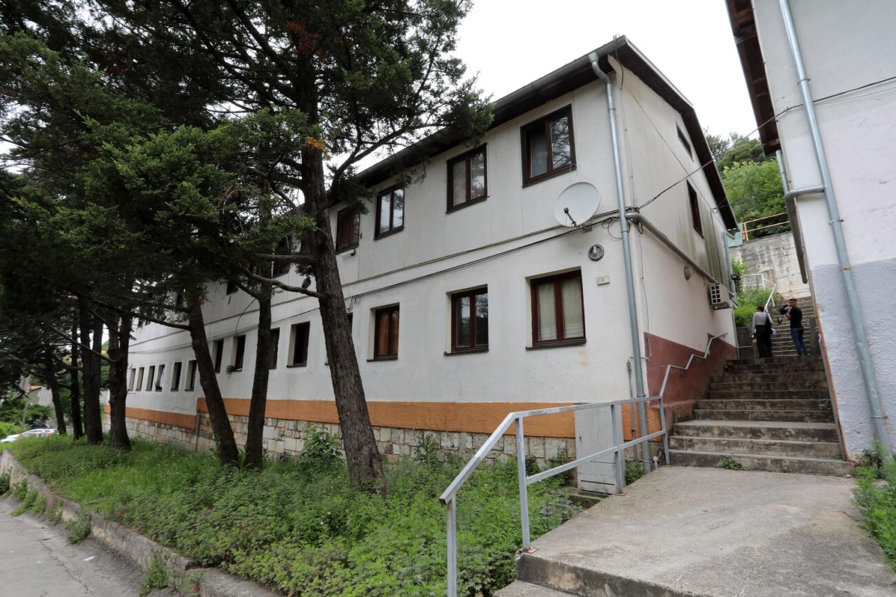 Dvojica muškaraca se sukobila u stanu u Rijeci, od ozljeda umrli u bolnici Dvojica muškaraca se sukobila u stanu u Rijeci, od ozljeda umrli u bolnici