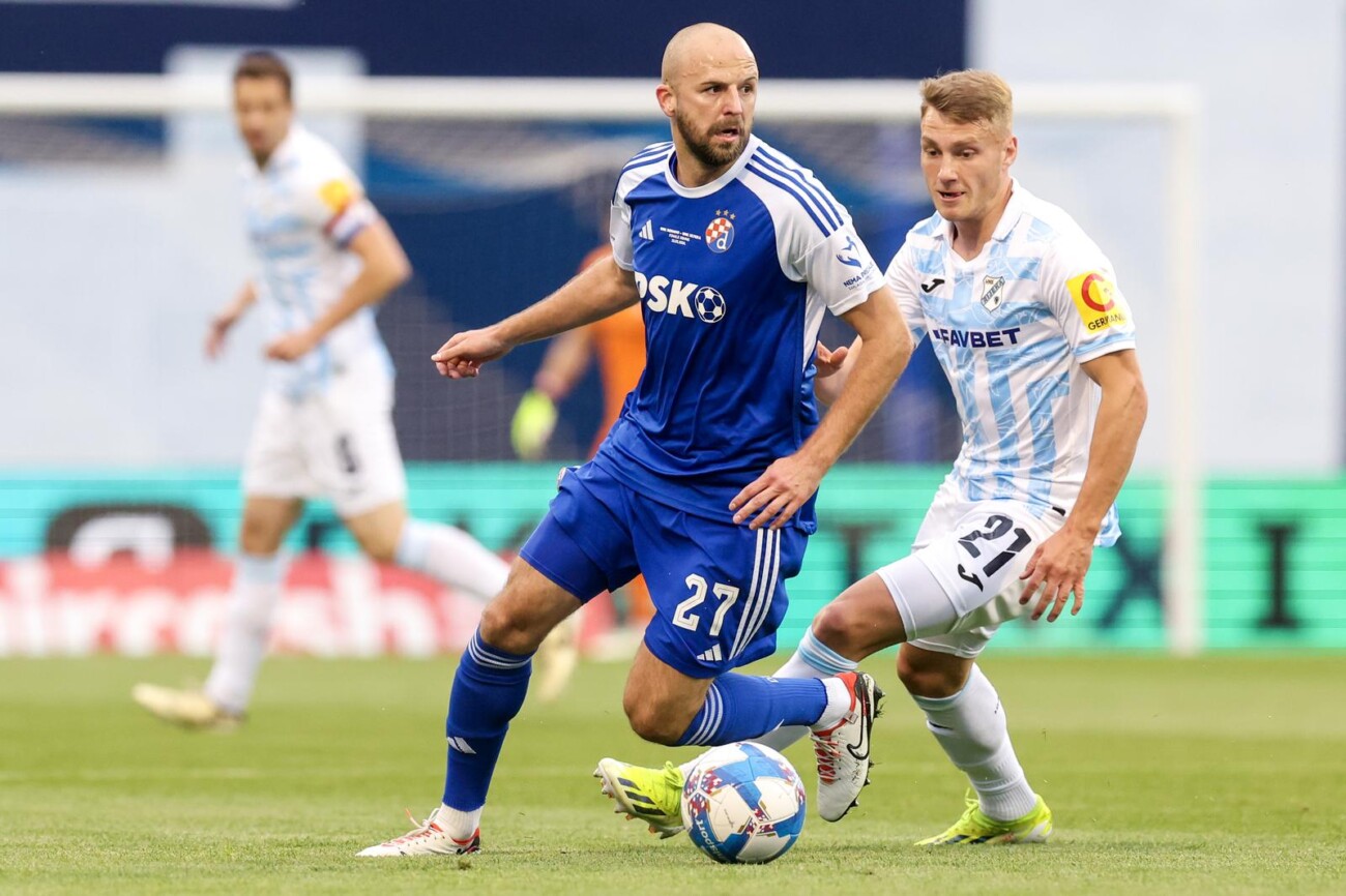 Zagreb: Susret Dinama i Rijeke u prvoj utakmici finala SuperSport Hrvatskog nogometnog kupa Zagreb: Susret Dinama i Rijeke u prvoj utakmici finala SuperSport Hrvatskog nogometnog kupa