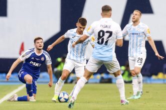 Zagreb: Susret Dinama i Rijeke u prvoj utakmici finala SuperSport Hrvatskog nogometnog kupa Zagreb: Susret Dinama i Rijeke u prvoj utakmici finala SuperSport Hrvatskog nogometnog kupa