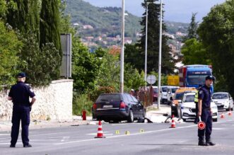 U prometnoj nesreći kod Sinja poginule četiri osobe U prometnoj nesreći kod Sinja poginule četiri osobe