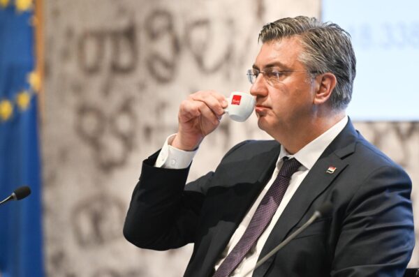 Zagreb: Andrej Plenković na konferenciji o povećanju kapaciteta vrtića, izgradnji sportskih dvorana i drugim temama
