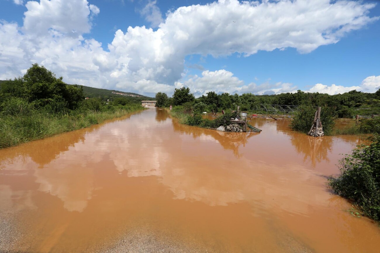 Veliki potop na otoku Krku, pala rekordna količina kiše Veliki potop na otoku Krku, pala rekordna količina kiše