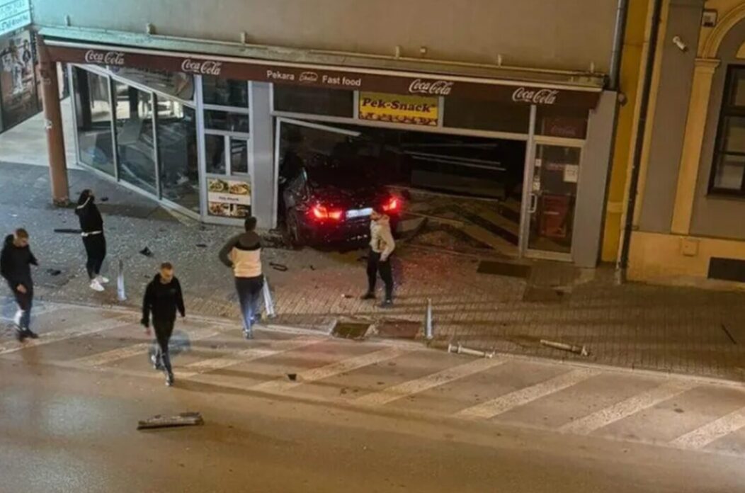nesreća bmw pekara vinkovci novostihr nesreća bmw pekara vinkovci novostihr