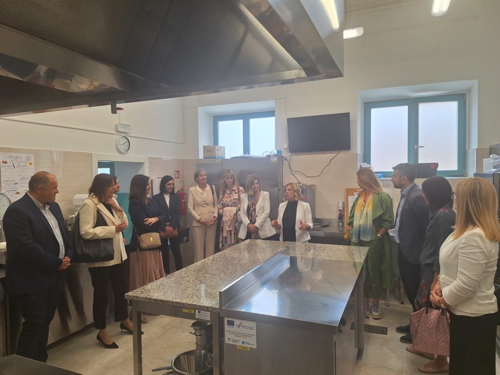 ugostiteljska skola opatija (9) ugostiteljska skola opatija (9)