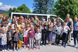 IMG-b13278fc1a7e1f4990632449ff8ea2d2-V-1024×473 IMG-b13278fc1a7e1f4990632449ff8ea2d2-V-1024×473