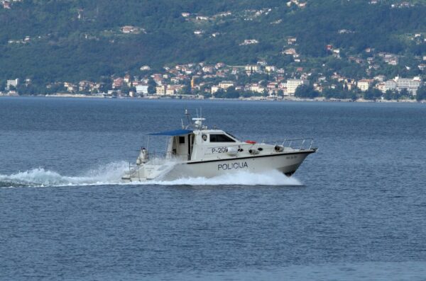 Rijeka: Gliser pomorske policije u ophodnji Kvarnerskim zaljevom