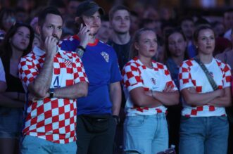 Rijeka: Navijači prate nogometnu utakmicu između Hrvatske i Italije Rijeka: Navijači prate nogometnu utakmicu između Hrvatske i Italije