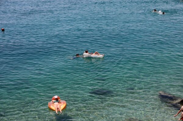 Kostrena: Plaža Nova voda puna kupača