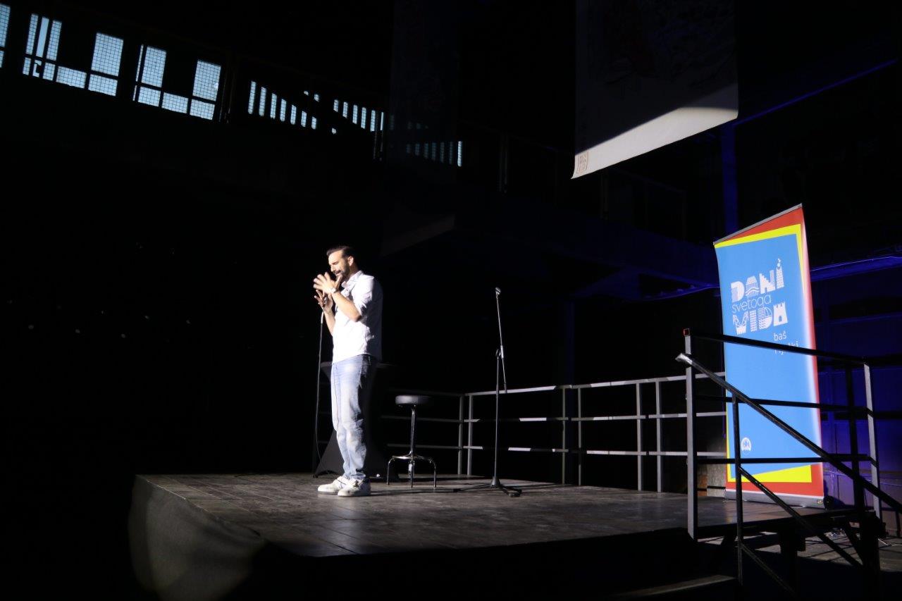 Stand-up-nastup-Ivana-Šarića-5 Stand-up-nastup-Ivana-Šarića-5