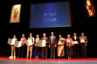 Svečana-sjednica-Gradskog-vijeća-Grada-Rijeke-20-1024×683 Svečana-sjednica-Gradskog-vijeća-Grada-Rijeke-20-1024×683