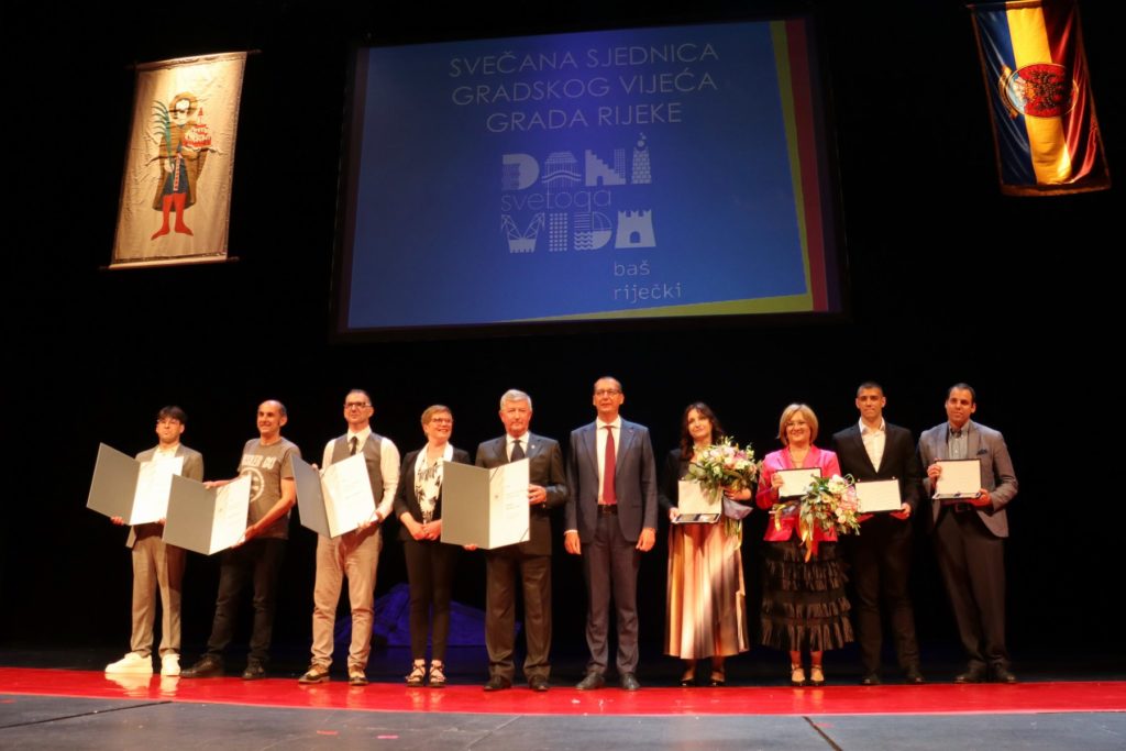 Svečana-sjednica-Gradskog-vijeća-Grada-Rijeke-20-1024×683 Svečana-sjednica-Gradskog-vijeća-Grada-Rijeke-20-1024×683