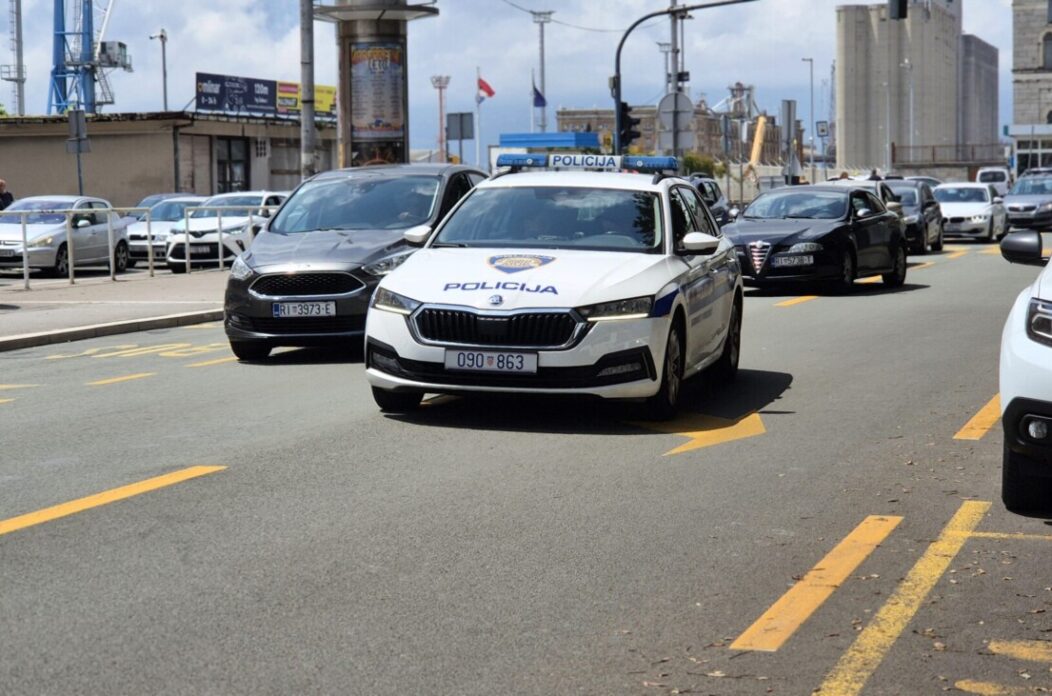 policija auto rijeka riportal policija auto rijeka riportal