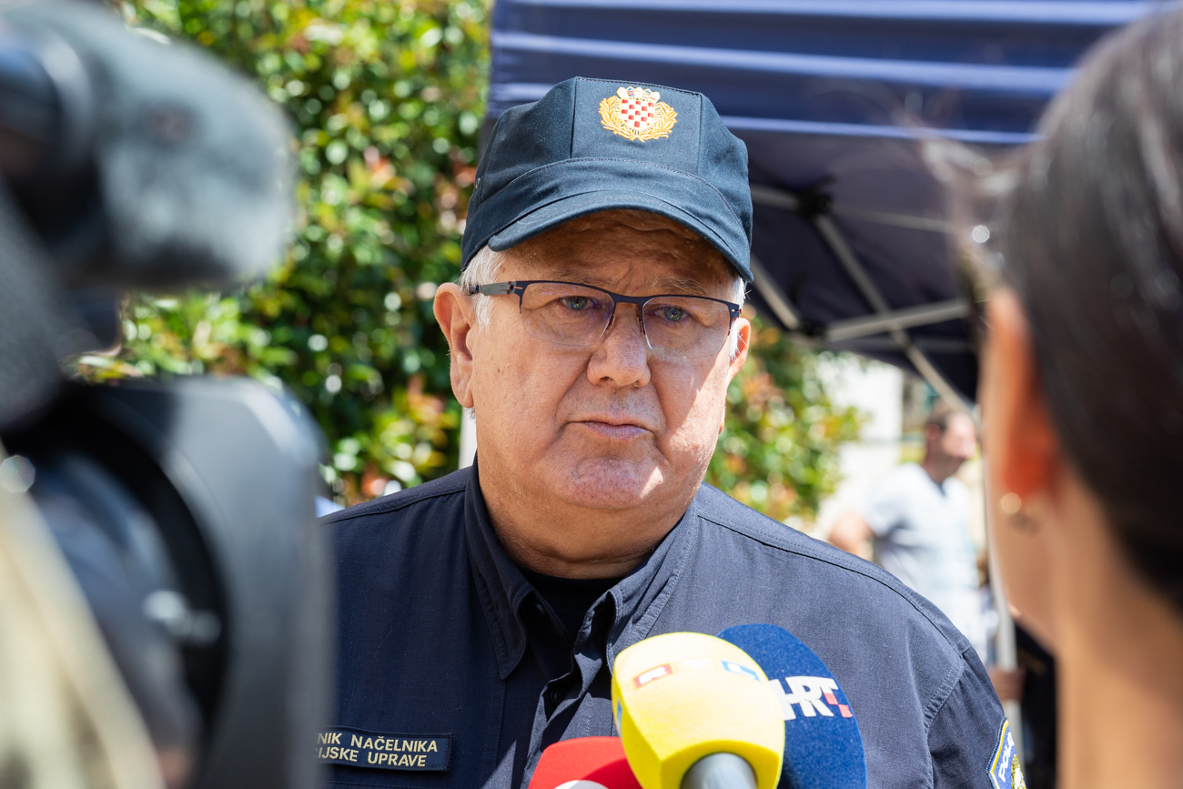 postani -Policajac-policajka– Dan otvorenih vrata policija Tomislav Dizdar -33 postani -Policajac-policajka– Dan otvorenih vrata policija Tomislav Dizdar -33